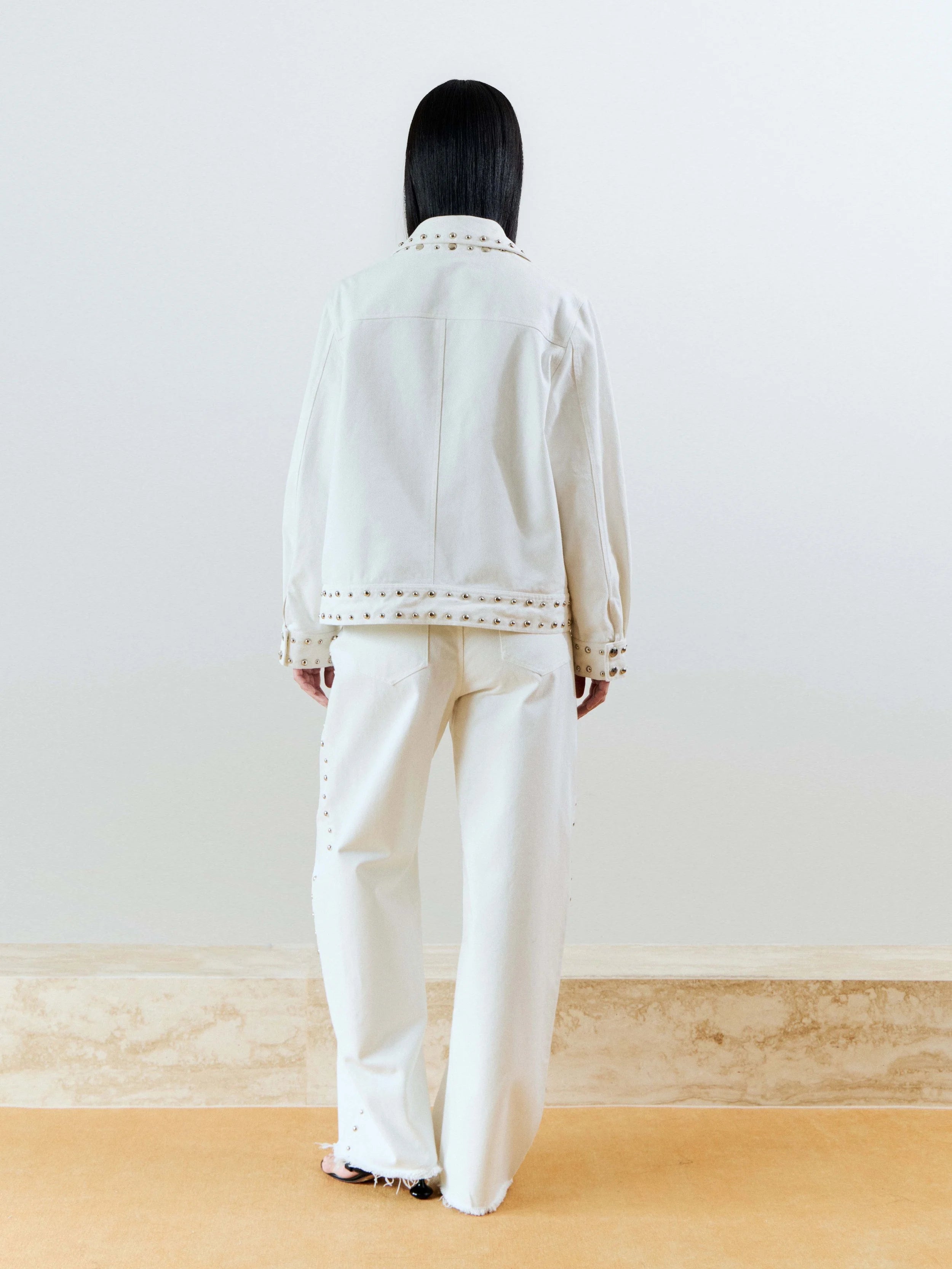STUDDED DENIM JACKET - WHITE