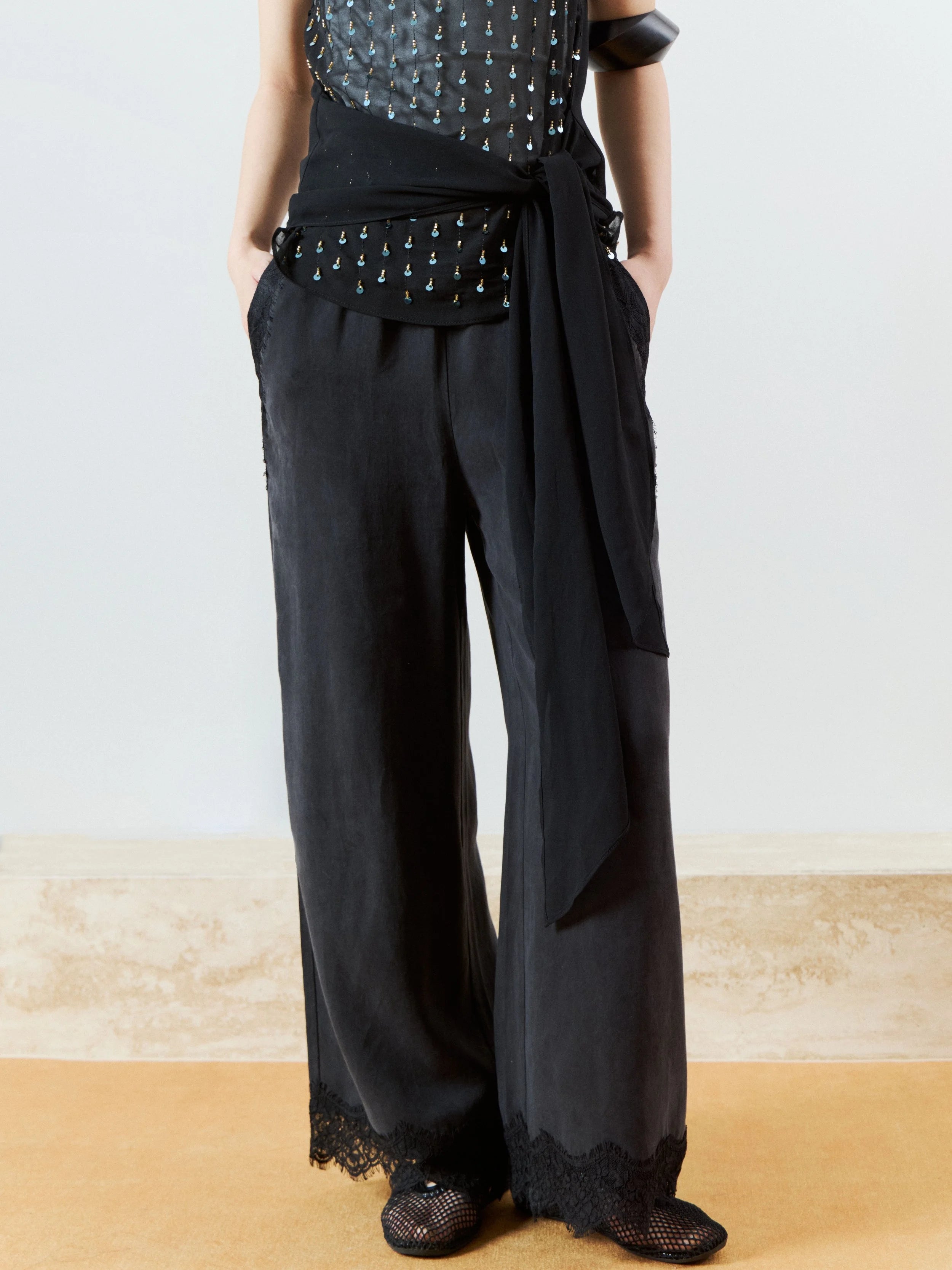 SMOKE LACE TROUSERS