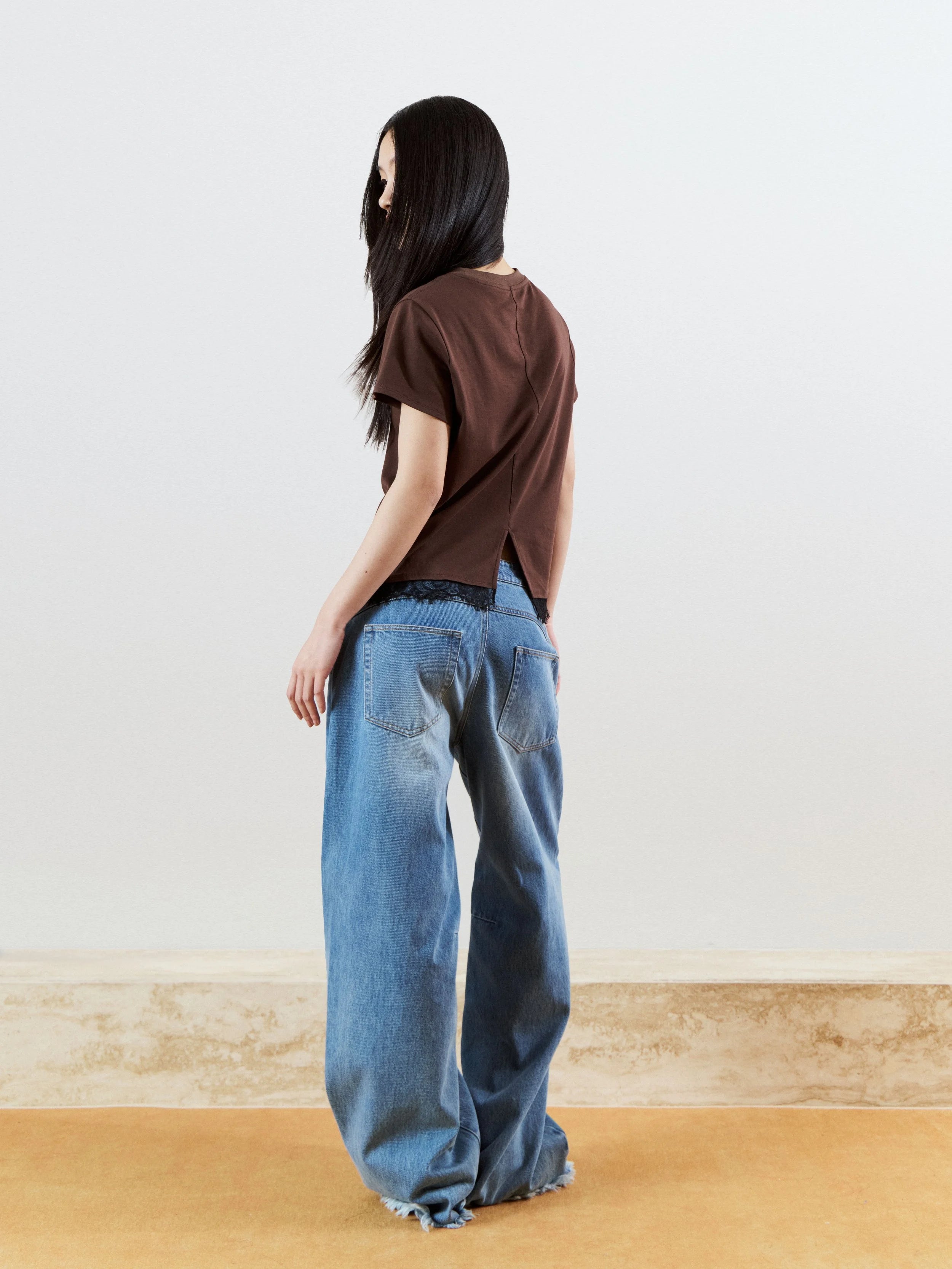 LACE T-SHIRT - BROWN